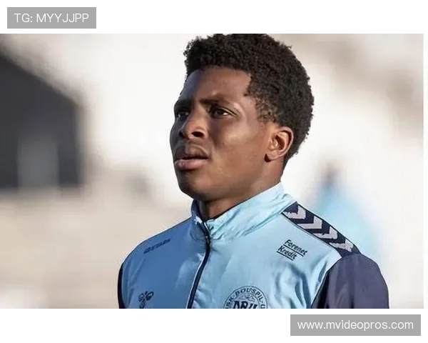 职业球员月薪仅两千欧元背后的生存困境与坚持梦想的代价 职业球员月薪仅两千欧元背后的生存困境与坚持梦想的代价